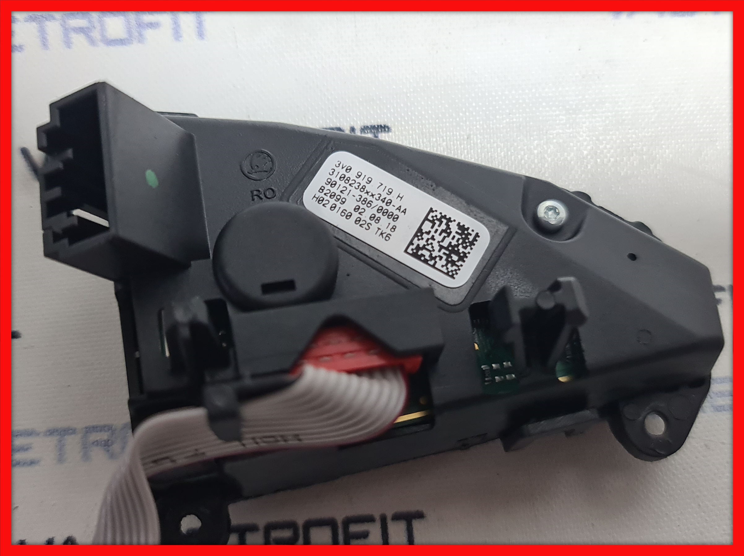 Poza 3 - Comenzi Volan Skoda Karoq Kodiaq Octavia Superb Fabia 3V0919719H / 3V0 919 719 H Poza 3 - Comenzi Volan Skoda Karoq Kodiaq Octavia Superb Fabia 3V0919719H / 3V0 919 719 H