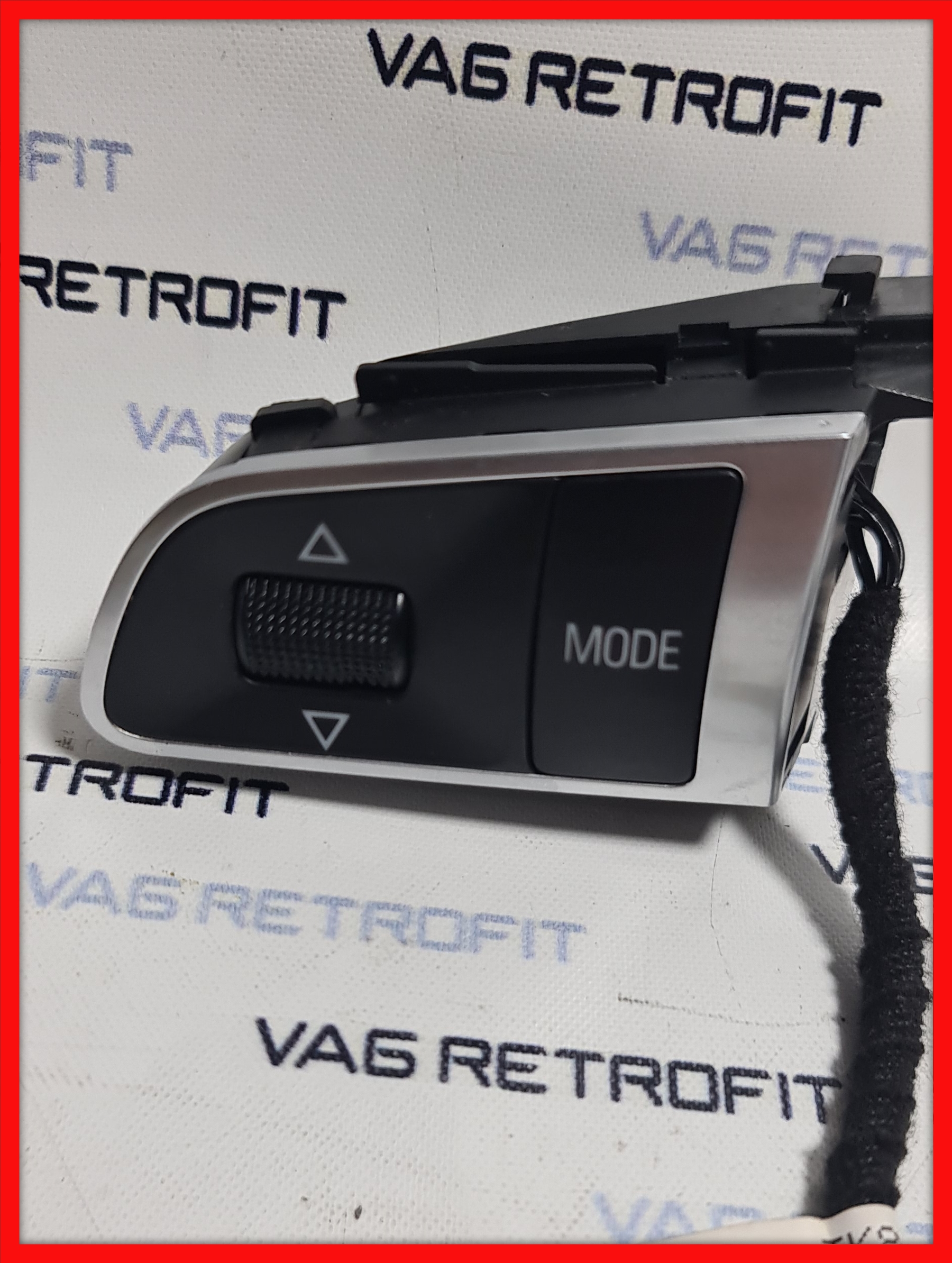 Poza 3 - Comenzi Volan Audi A3 A4 A5 A6 A8 Q5 Q7 4E0951527 / 4E0 951 527 Poza 3 - Comenzi Volan Audi A3 A4 A5 A6 A8 Q5 Q7 4E0951527 / 4E0 951 527