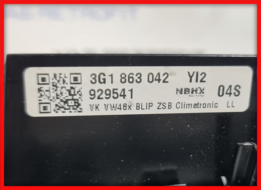 Poza 4 - Trim ornament rama climatronic Piano Black VW Passat B8 3G1863042