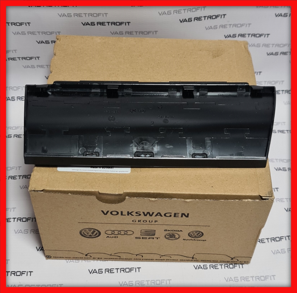 Poza 3 - Capac Scrumiera Negru Lucios Piano Black VW Golf 7 VII