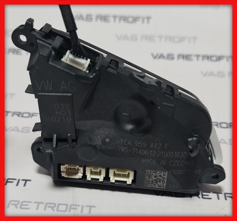 Poza 4 - Comenzi Volan Digitale Touch VW Golf 8 R 1EA959442F 1EA 959 442 F