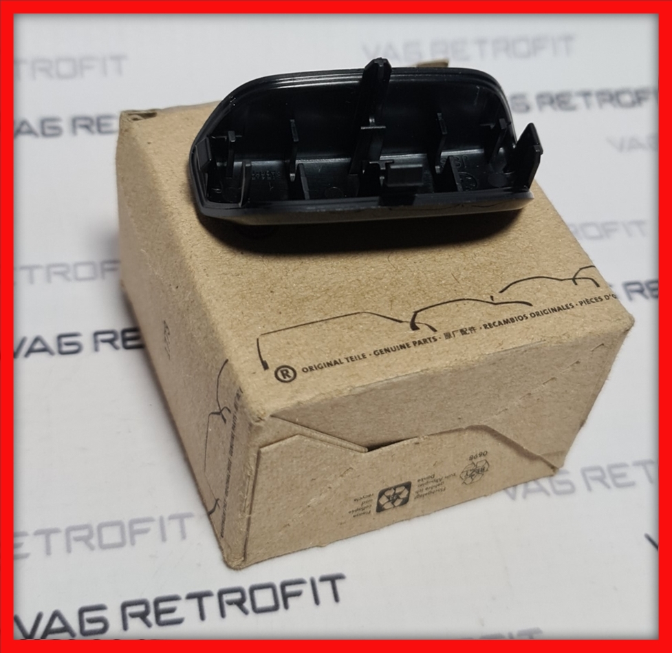 Poza 3 - Emblema Volan 2 Spite Model Nou Skoda Octavia 4 Karoq Kodiaq