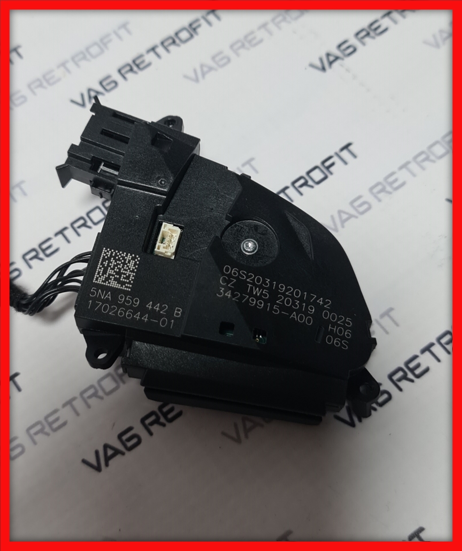 Poza 3 - 5NA959442B / 5NA 959 442 B Set Comenzi Volan Cu Padele VW Tiguan 2 II AD1