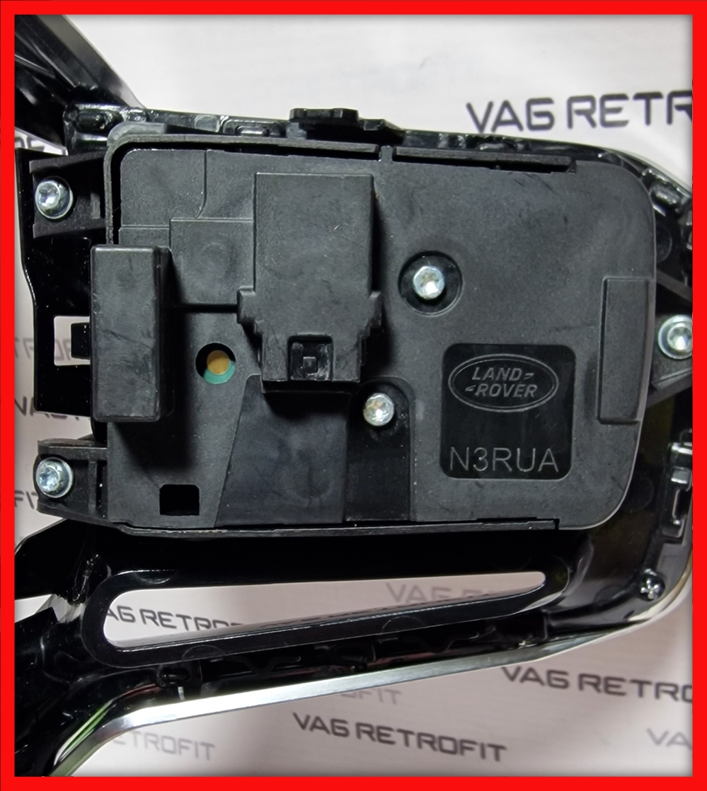 Poza 3 - Trim Comenzi Volan Touch Original Range Rover Velar 3113774 AB0 30S 10341234