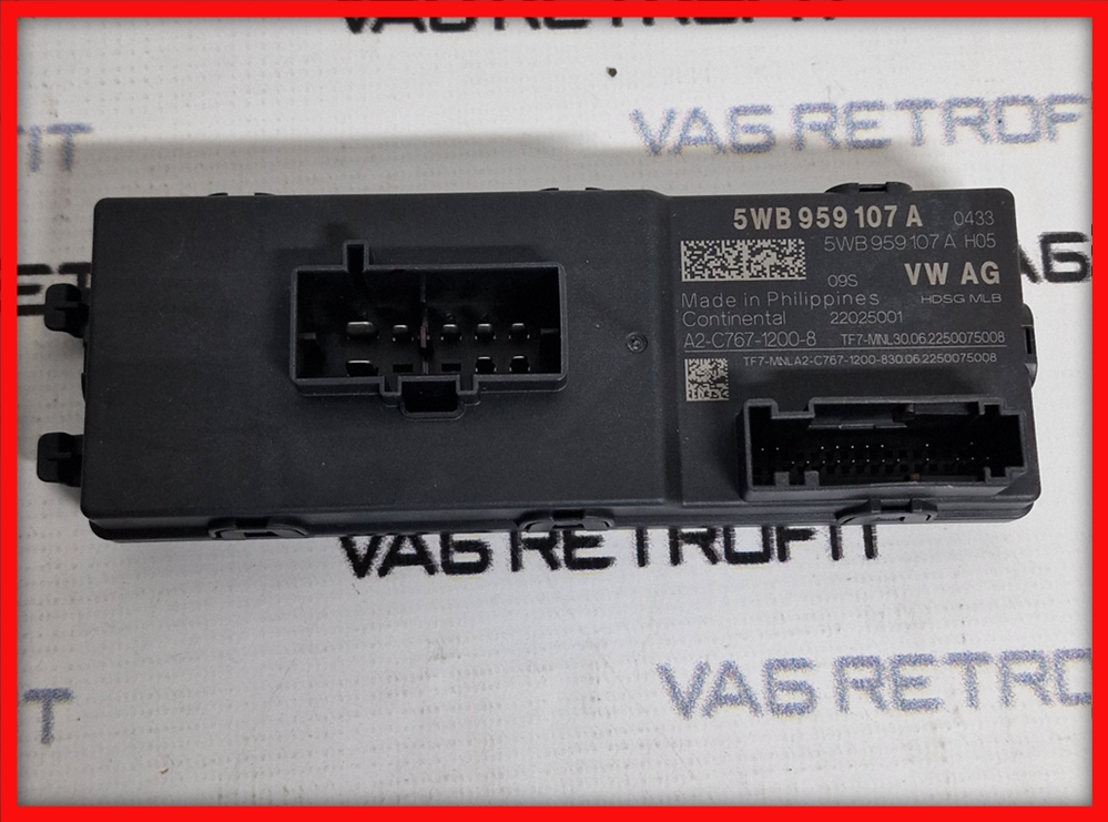 Poza 2 - Modul Calculator Deschidere Haion Electric VW Skoda Seat Audi 5WB959107A 5WB 959 107 A