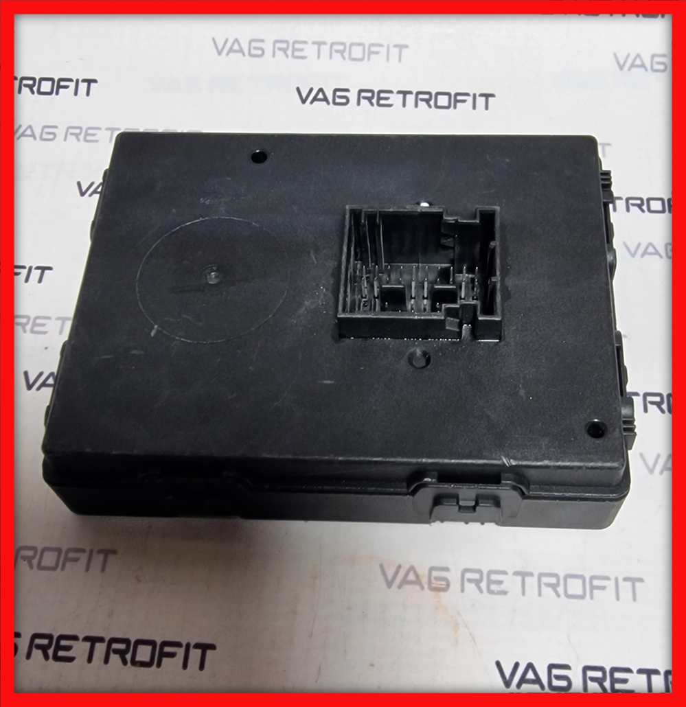 Poza 3 - Modul / Unitate Keyless Go Kessy VW Passat B8 3Q0 959 435 E 3Q0959435E