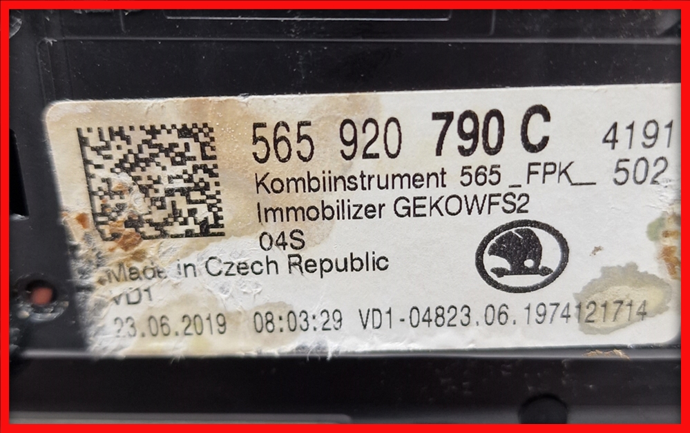 Poza 7 - Bord Digital Skoda Karoq Kodiaq Ceasuri Virtual Cockpit AID Ceasuri Plasma 565920790C Poza 7 - Bord Digital Skoda Karoq Kodiaq Ceasuri Virtual Cockpit AID Ceasuri Plasma 565920790C