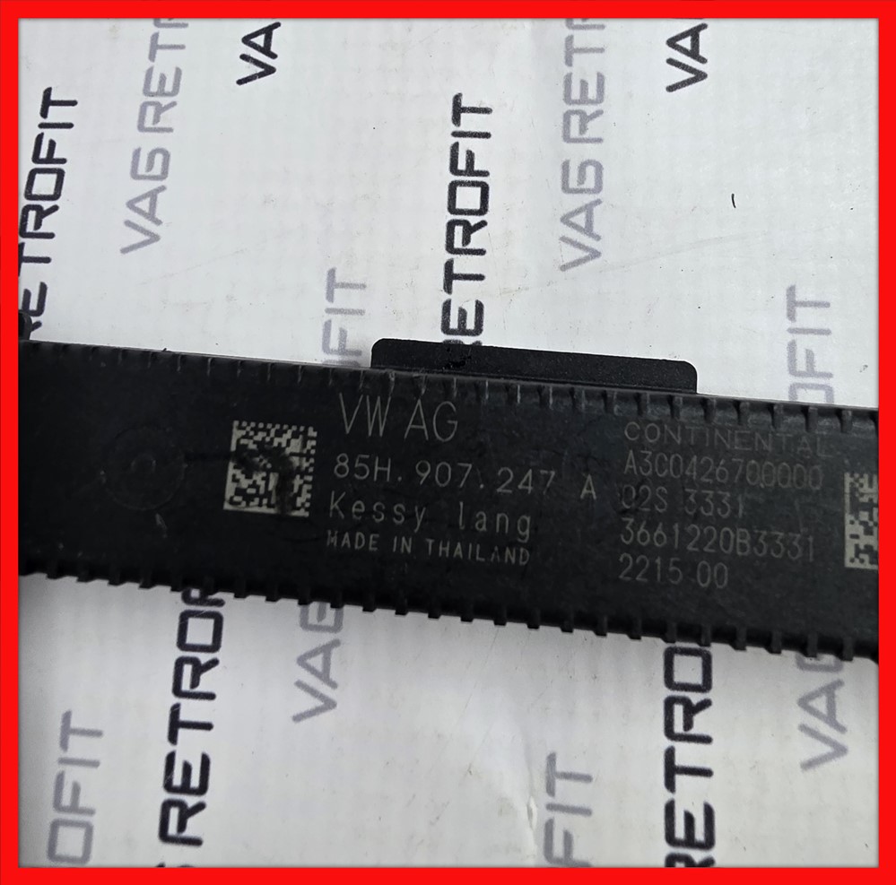 Poza 2 - 85H907247A Modul Antena Keyless Entry Bara Spate Audi A5 B10 85H 907 247 A