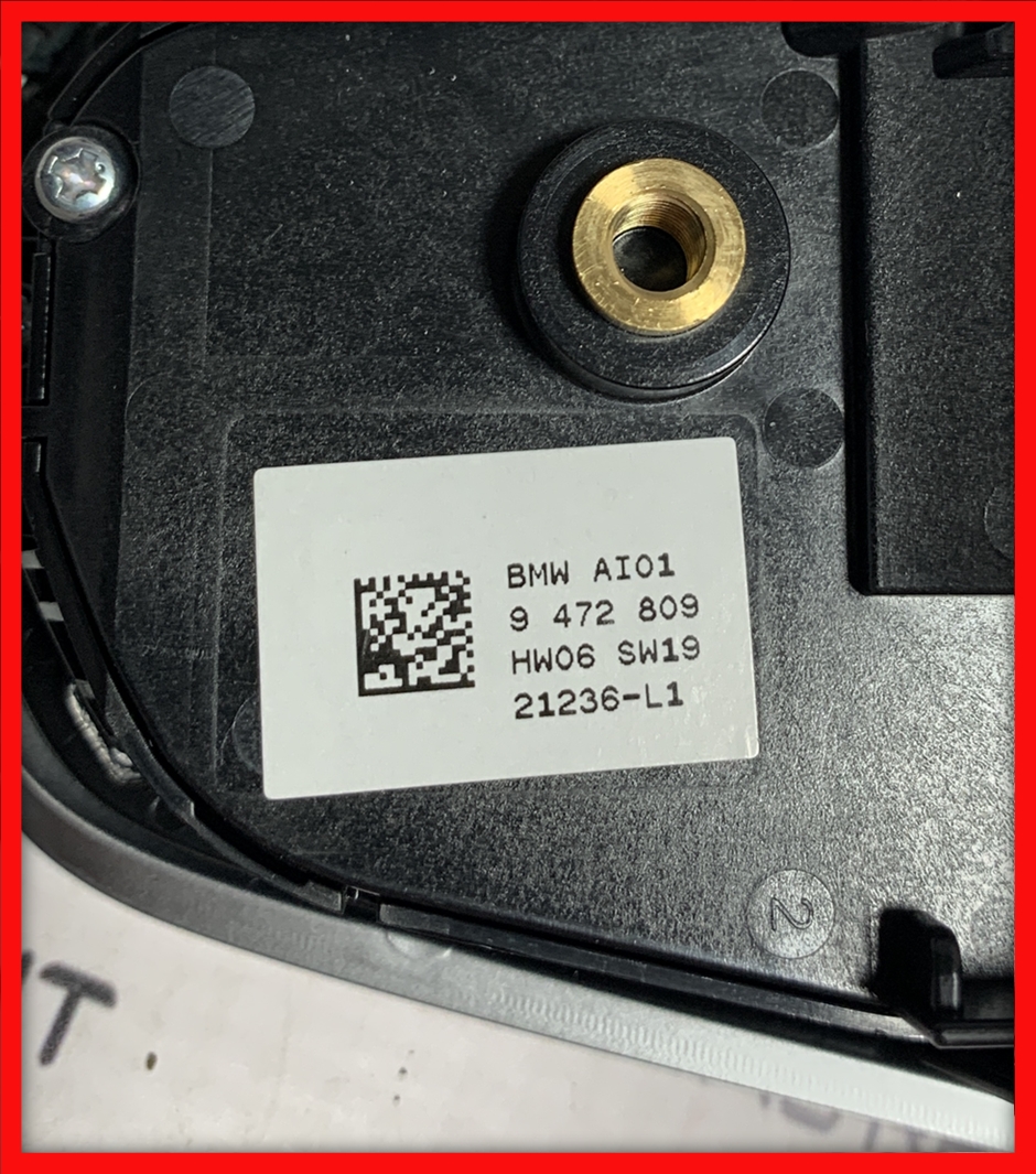 Poza 3 - Trim Volan BMW 3 8 X5 X6 X7 Z4 G20 G21 G14 G15 G16 G05 G06 G07 G29 M Poza 3 - Trim Volan BMW 3 8 X5 X6 X7 Z4 G20 G21 G14 G15 G16 G05 G06 G07 G29 M
