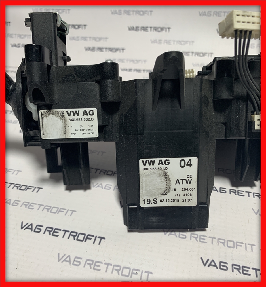 Poza 3 - Ansamblu Manete Cu Pilot Automat / Tempomat Audi A1 8X0953502B / 8X0953501D