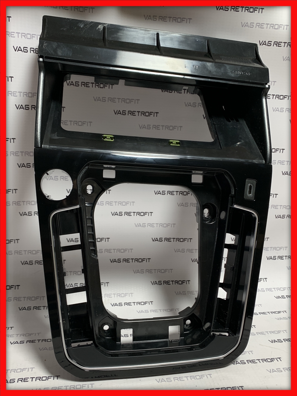 Poza 2 - Consola Centrala Negru Lucios Piano Black VW Passat B8 3G1864263 