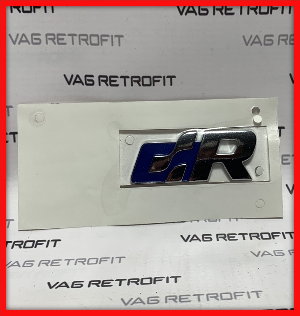 Poza 2 - Inscriptie / Emblema R-LINE Aripa Fata Crom / Albastru Poza 2 - Inscriptie / Emblema R-LINE Aripa Fata Crom / Albastru