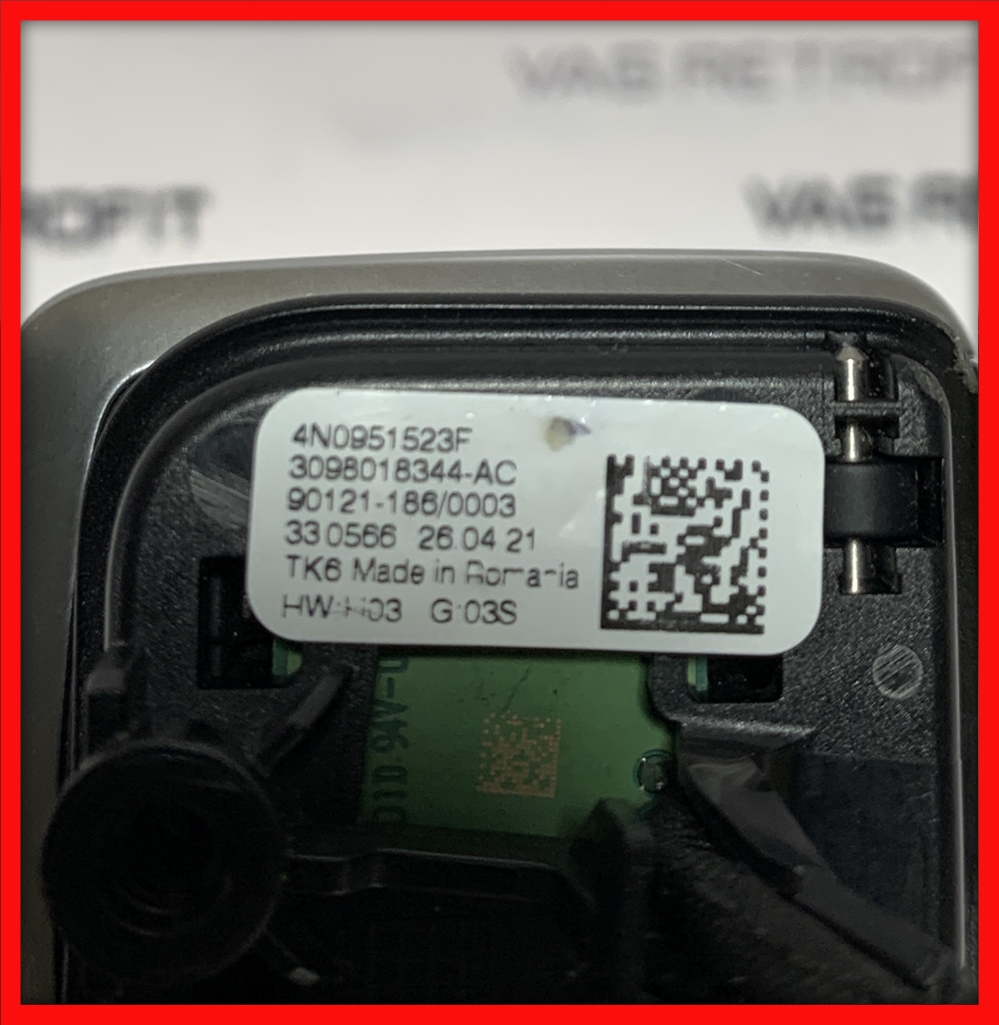 Poza 2 - Padea Volan + Audi A6 C8 A7 A8 E Tron 4N0951523F 4N0 951 523 F Poza 2 - Padea Volan + Audi A6 C8 A7 A8 E Tron 4N0951523F 4N0 951 523 F