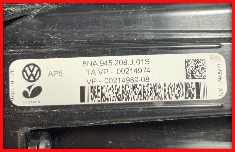 Poza 4 - Stopuri Triple Haion LED IQ LED Originale VW Tiguan AD1 Facelift Poza 4 - Stopuri Triple Haion LED IQ LED Originale VW Tiguan AD1 Facelift