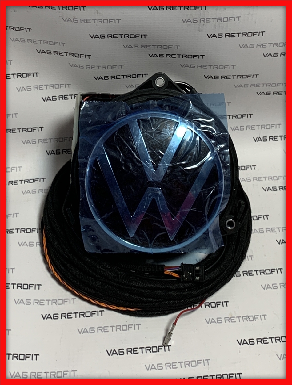 Poza 6 - Camera Spate Marsarier Flip in Emblema Highline VW Passat B8 Facelift Poza 6 - Camera Spate Marsarier Flip in Emblema Highline VW Passat B8 Facelift