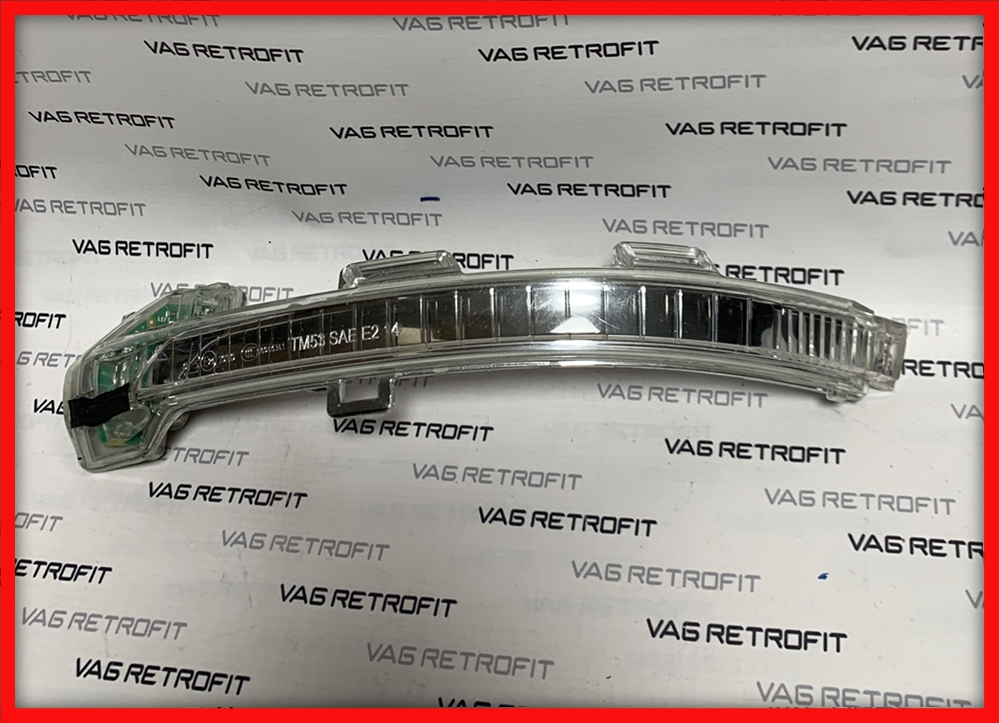 Poza 3 - Lampa Semnal Oglinda Stanga Originala VW Passat B8 3G0949101 3G0 949 101 Poza 3 - Lampa Semnal Oglinda Stanga Originala VW Passat B8 3G0949101 3G0 949 101