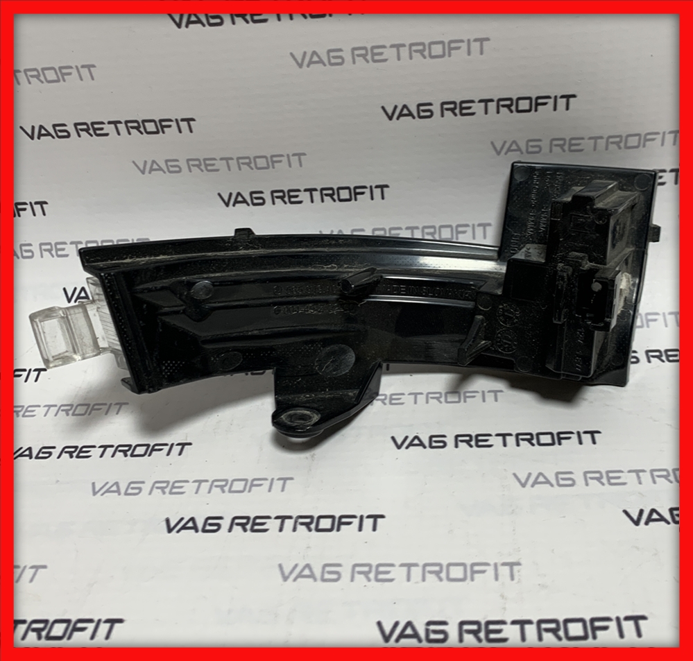 Poza 2 - Lampa Semnal Oglinda Stanga Originala Skoda 565949101A 565 949 101 A Poza 2 - Lampa Semnal Oglinda Stanga Originala Skoda 565949101A 565 949 101 A