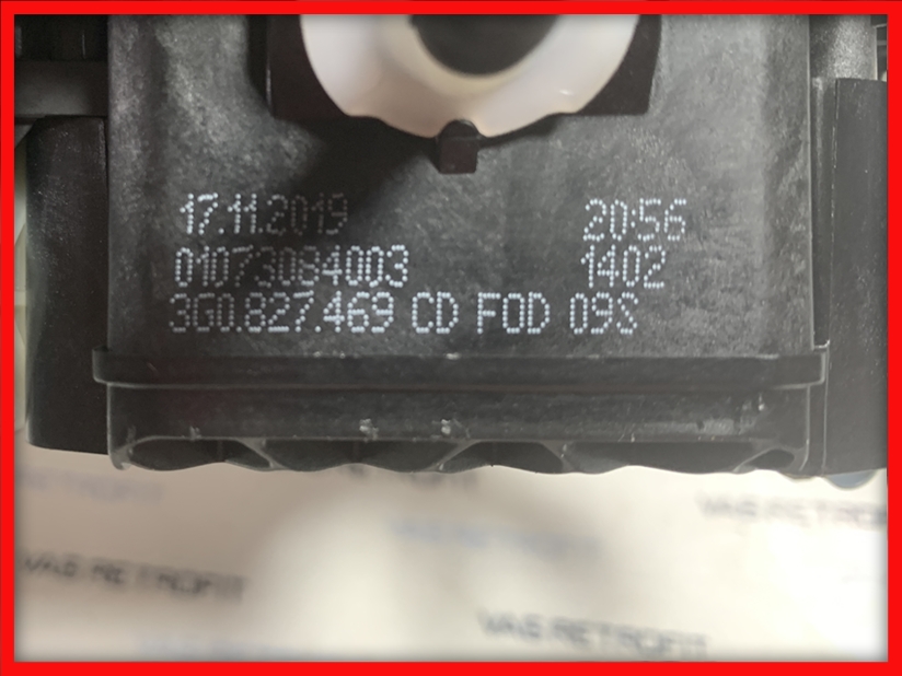Poza 4 - Camera Spate Marsarier VW Passat B8 HIGHLINE Emblema FLIP ORIGINALA