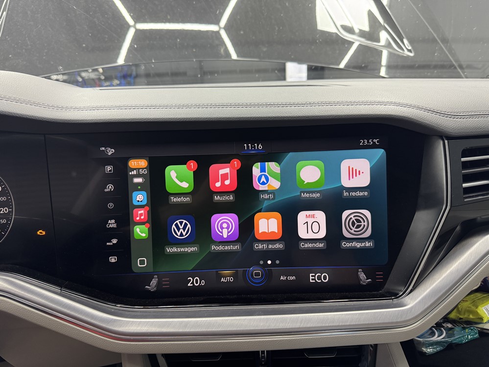Montare 4 - Activare Apple Carplay Android Auto Full Screen VW Touareg III CR 2023 Sector 1 Bucuresti