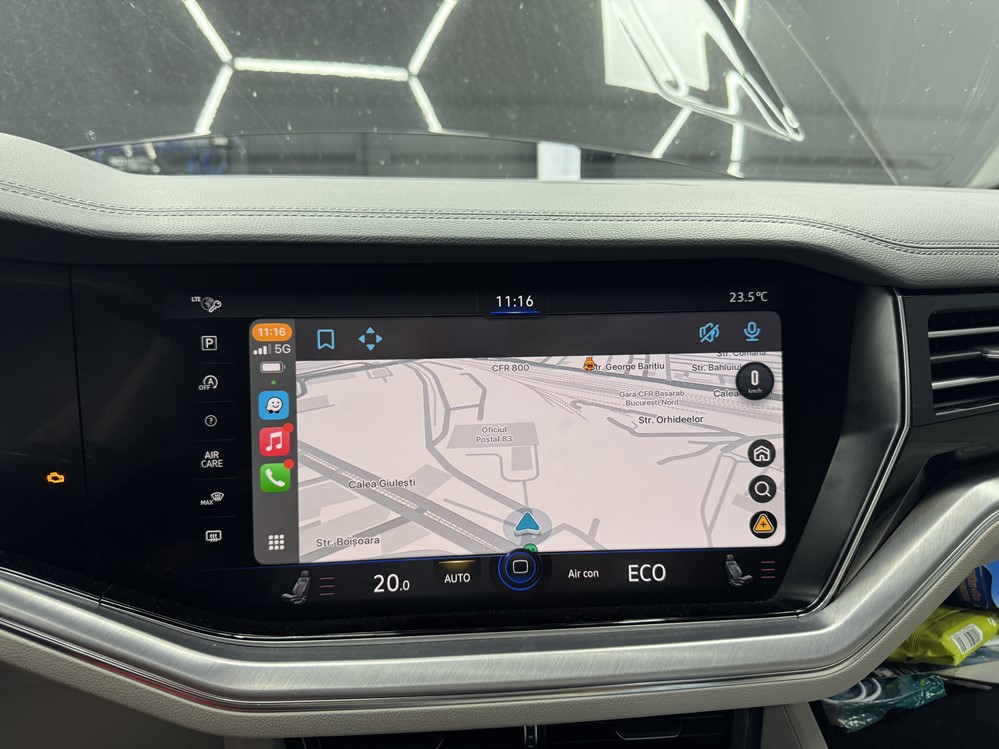 Montare 5 - Activare Apple Carplay Android Auto Full Screen VW Touareg III CR 2023 Sector 1 Bucuresti