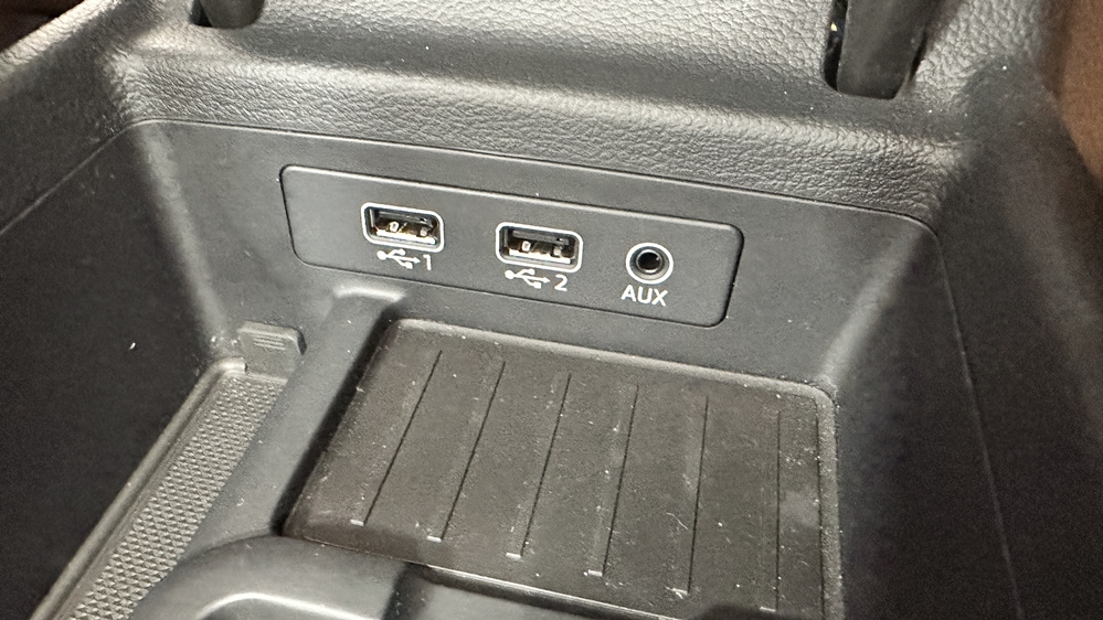 Montare 5 - Audi A5 F5 2018 Activare Apple Carplay Android Auto Port USB 2 Sloturi