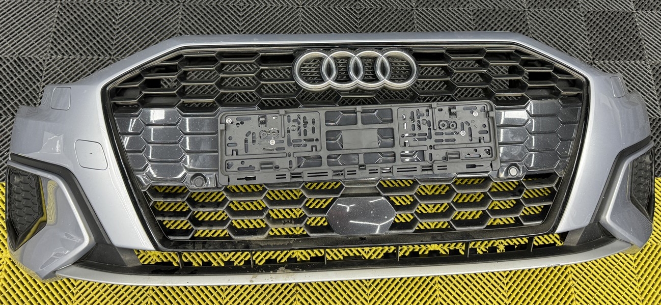 Montare 12 - Audi A3 8Y 2024 Instalare Senzori Parcare Fata Spate Originali Camera Spate Highline Originala