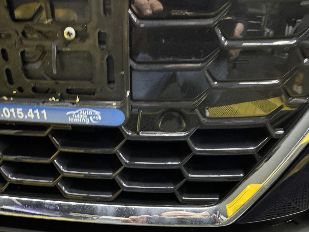 Montare 9 - Audi A3 8Y 2023 Instalare Senzori Parcare Fata Originali Camera Spate Highline Originala