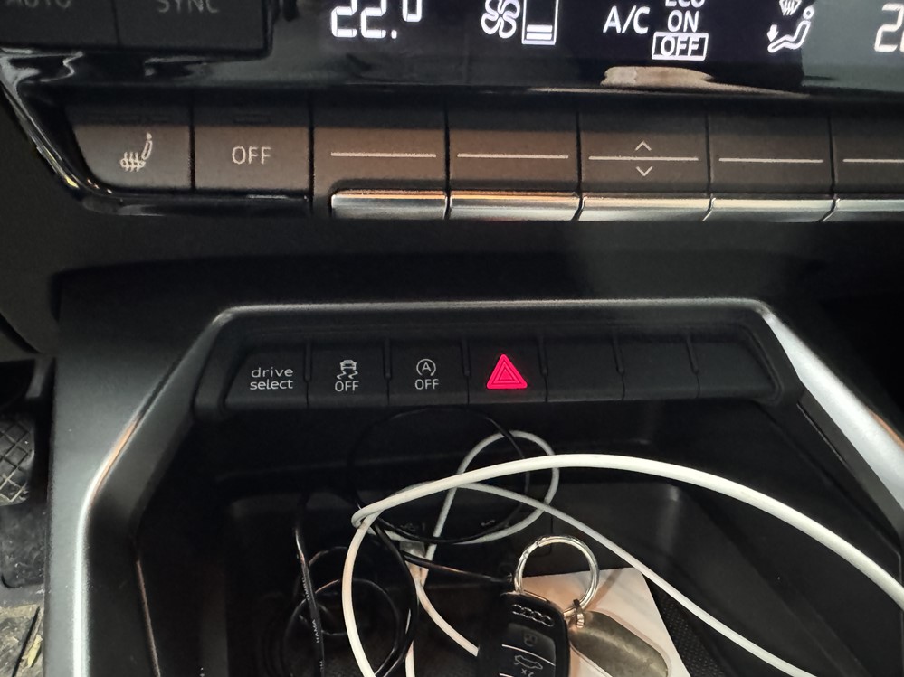Montare 4 - Audi A3 Y8 2023 Montare Activare Senzori Parcare Fata Spate Originali