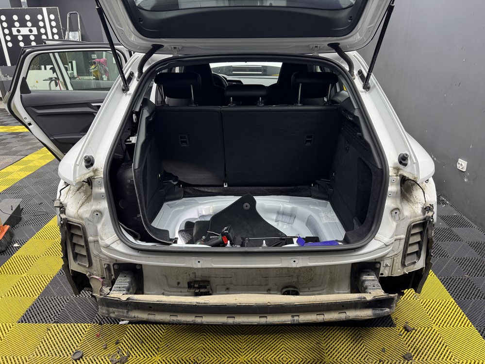 Montare 6 - Audi A3 Y8 2023 Montare Activare Senzori Parcare Fata Spate Originali