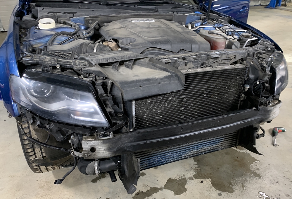 Activare 4 - Audi A4 B8 2008 Montaj Si Activare Senzori Parcare Fata + Spate Cu afisare pe display-ul unitatii MMI Montare 4 - Audi A4 B8 2008 Montaj Si Activare Senzori Parcare Fata + Spate Cu afisare pe display-ul unitatii MMI
