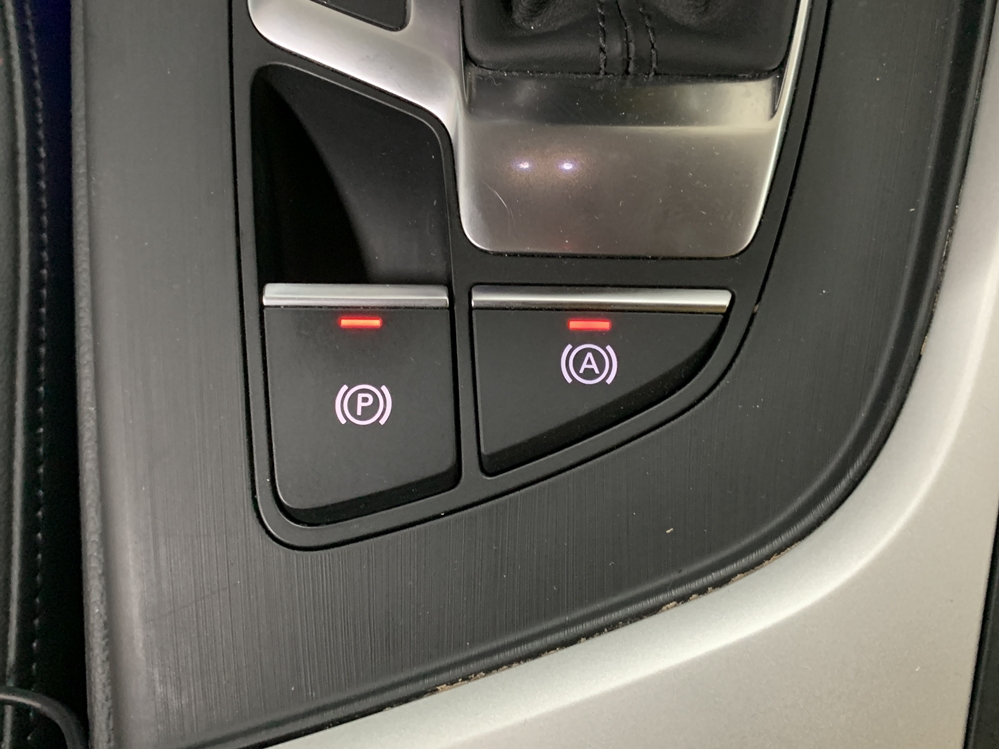 Activare 15 - Audi A4 B9 2016 Instalare CarPlay Android Auto Camera Spate Marsalier Auto Hold Montare 15 - Audi A4 B9 2016 Instalare CarPlay Android Auto Camera Spate Marsalier Auto Hold