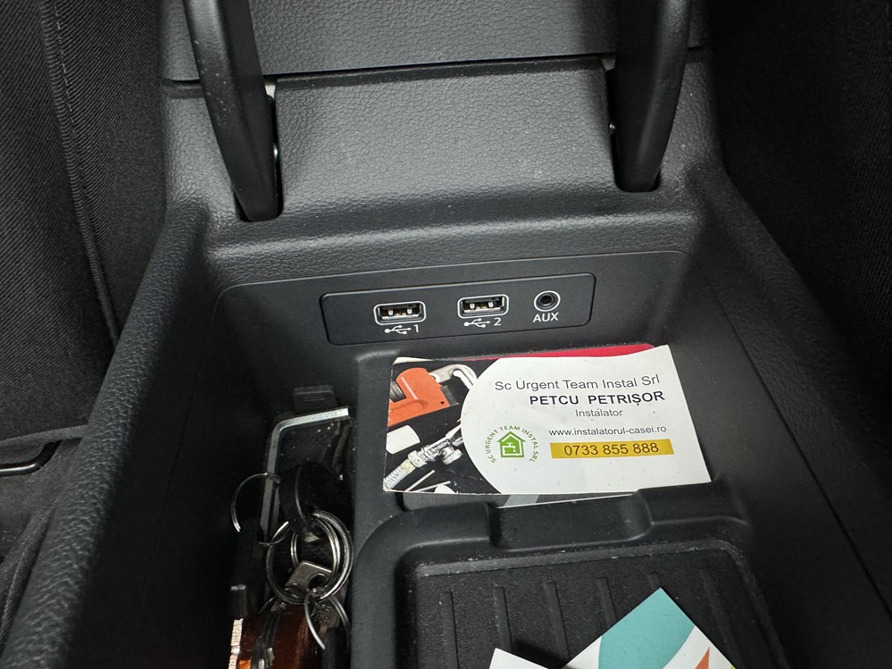 Montare 10 - Audi A4 B9 2016 Montare Camera Spate Marsarier Originala Port USB Activare Apple Carplay Android Auto