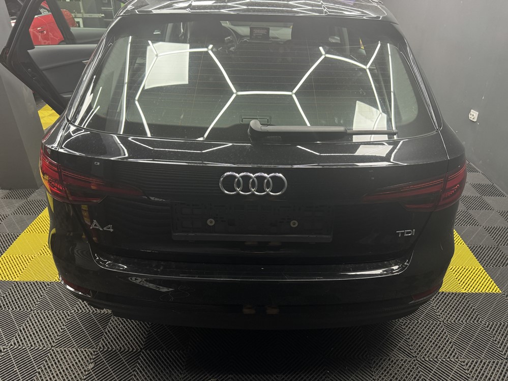 Montare 11 - Audi A4 B9 2016 Montare Camera Spate Marsarier Originala Port USB Activare Apple Carplay Android Auto