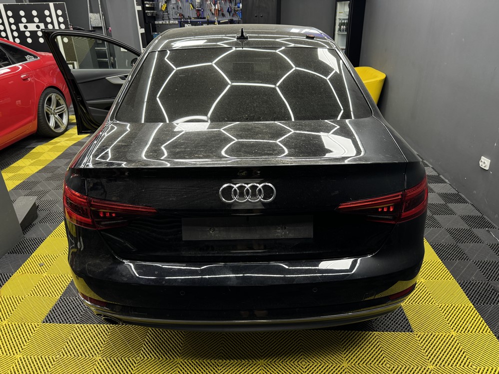 Montare 8 - Audi A4 B9 2017 Instalare Montare Retrofit Camera Video Spate Marsarier Highline Originala