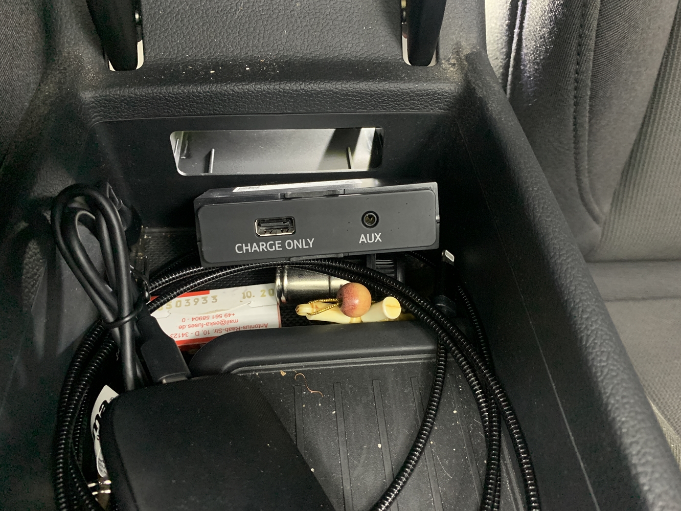 Montare 9 - Audi A4 B9 2018 Instalare Camera Spate Marsarier Originala Port USB Activare Apple Carplay Android Auto