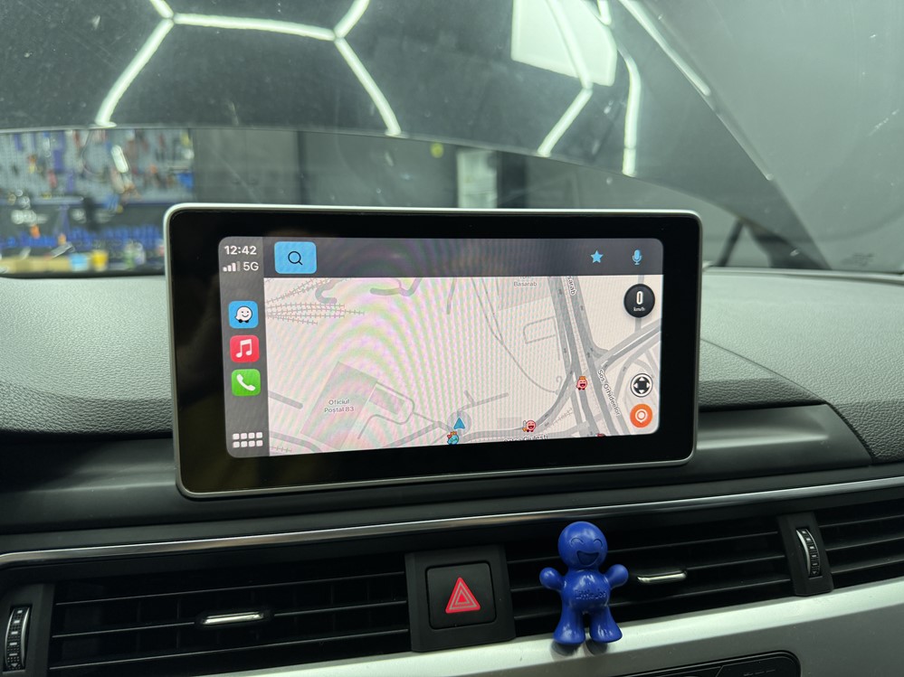 Montare 8 - Audi A4 B9 2018 Instalare Port USB 2 Sloturi Apple Carplay Android Auto Waze Google Maps Bucuresti