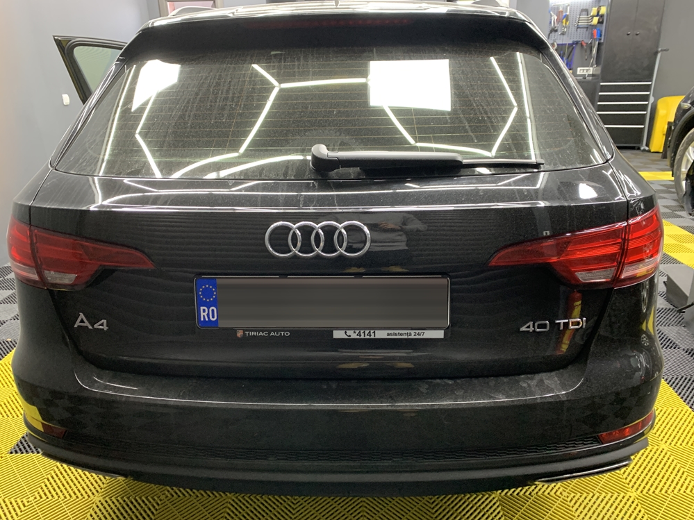 Montare 2 - Audi A4 B9 2019 Instalare Camera Spate Marsarier OEM Auto Hold Hill Hold Assist
