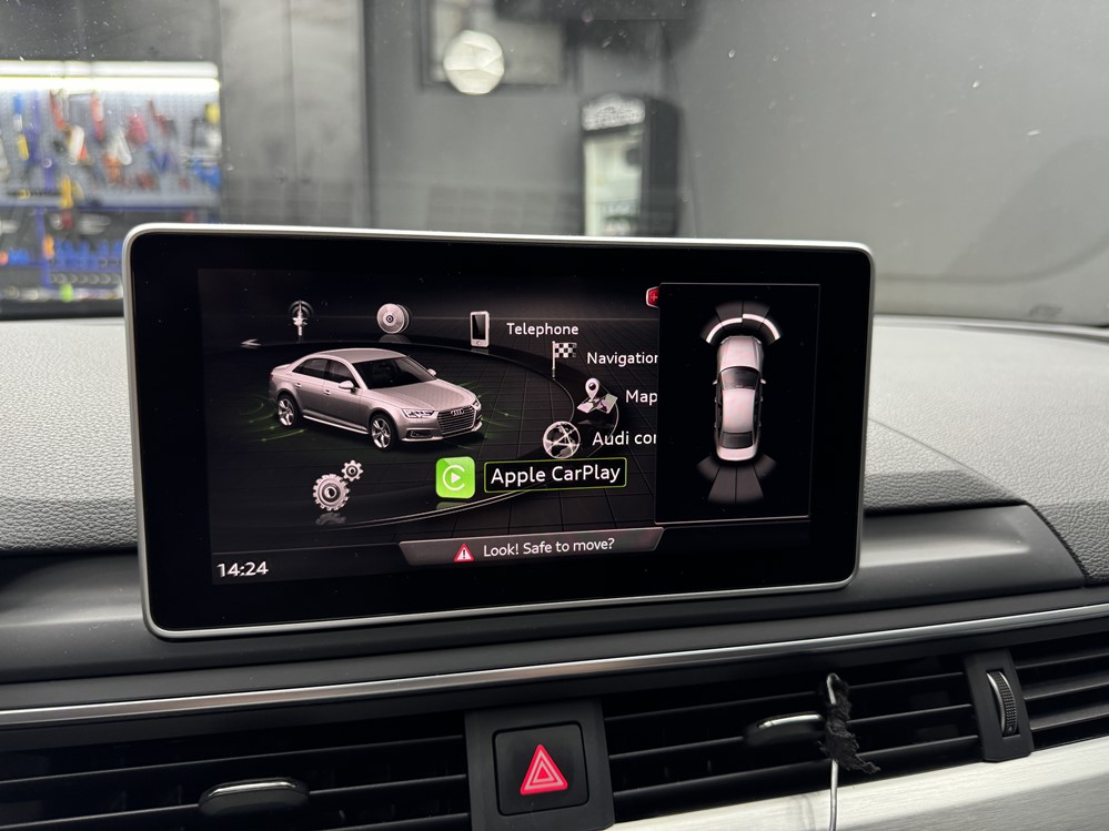 Montare 6 - Audi A4 B9 2019 Instalare Montaj Camera Spate Video Marsarier Highline Originala