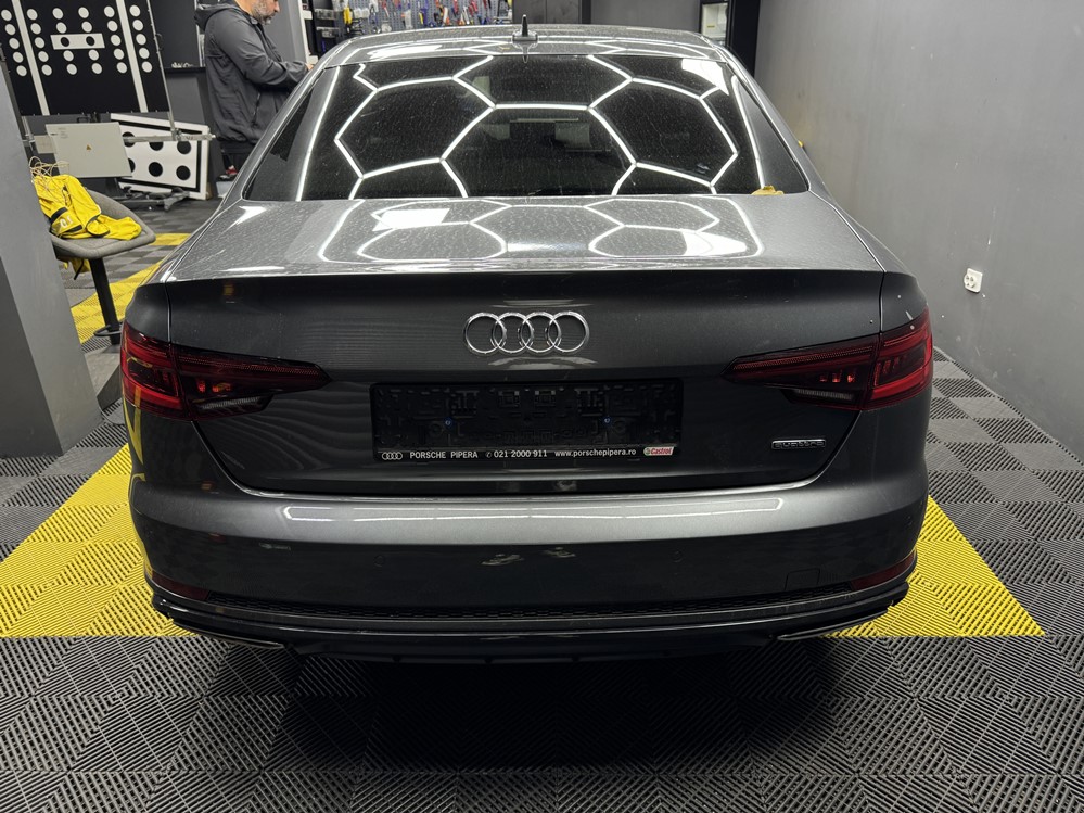 Montare 4 - Audi A4 B9 2019 Instalare Montaj Camera Spate Video Marsarier Highline Originala