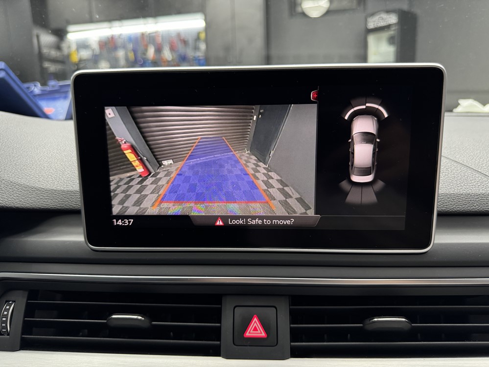 Montare 5 - Audi A4 B9 2019 Instalare Montaj Camera Spate Video Marsarier Highline Originala