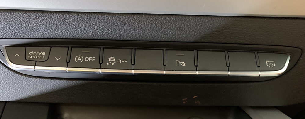 Montare 11 - Audi A4 B9 2020 Senzori Parcare Fata Camera Spate Marsarier Highline Originala