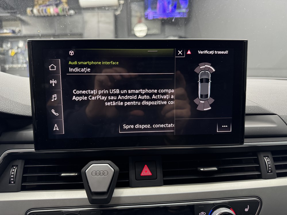 Montare 11 - Audi A4 B9 2021 Instalare Montare Senzori Parcare Fata Afisaj Senzori Parcare 