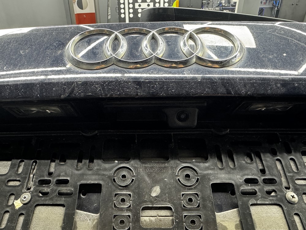 Activare 3 - Audi A4 B9 Variant 2018 Montare Camera Spate Marsarier Originala Highline Montare 3 - Audi A4 B9 Variant 2018 Montare Camera Spate Marsarier Originala Highline