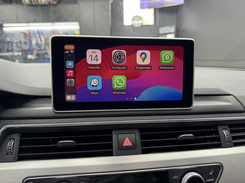 Montare 18 - Audi A5 F5 2018 Instalare Retrofit Navigatie Display Mare Port USB Camera Spate Marsarier Apple Carplay Android Auto