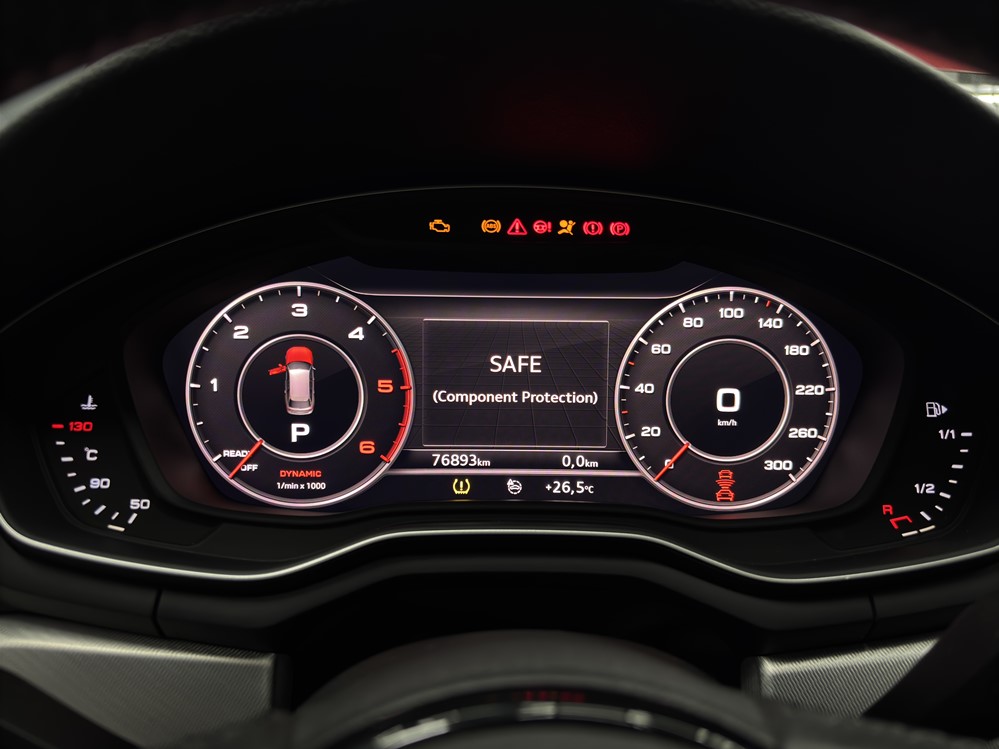 Montare 10 - Audi A5 F5 2019 Instalare Retrofit Navigatie Display Mare Ceasuri Digitale Afisare Harti Pe Ceasuri Plasma