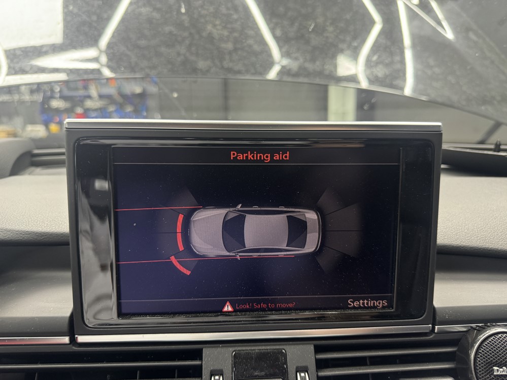 Montare 3 - Audi A6 C7 2016 Retrofit Instalare Montaj Activare Camera Video Spate Marsarier Originala 