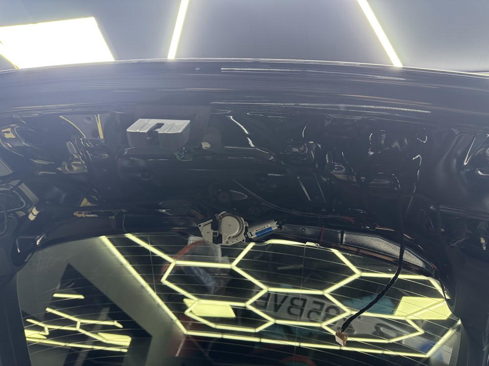 Montare 3 - Audi A6 C7 Variant 2017 Instalare Montare Camera Video Spate Marsarier Originala Highline