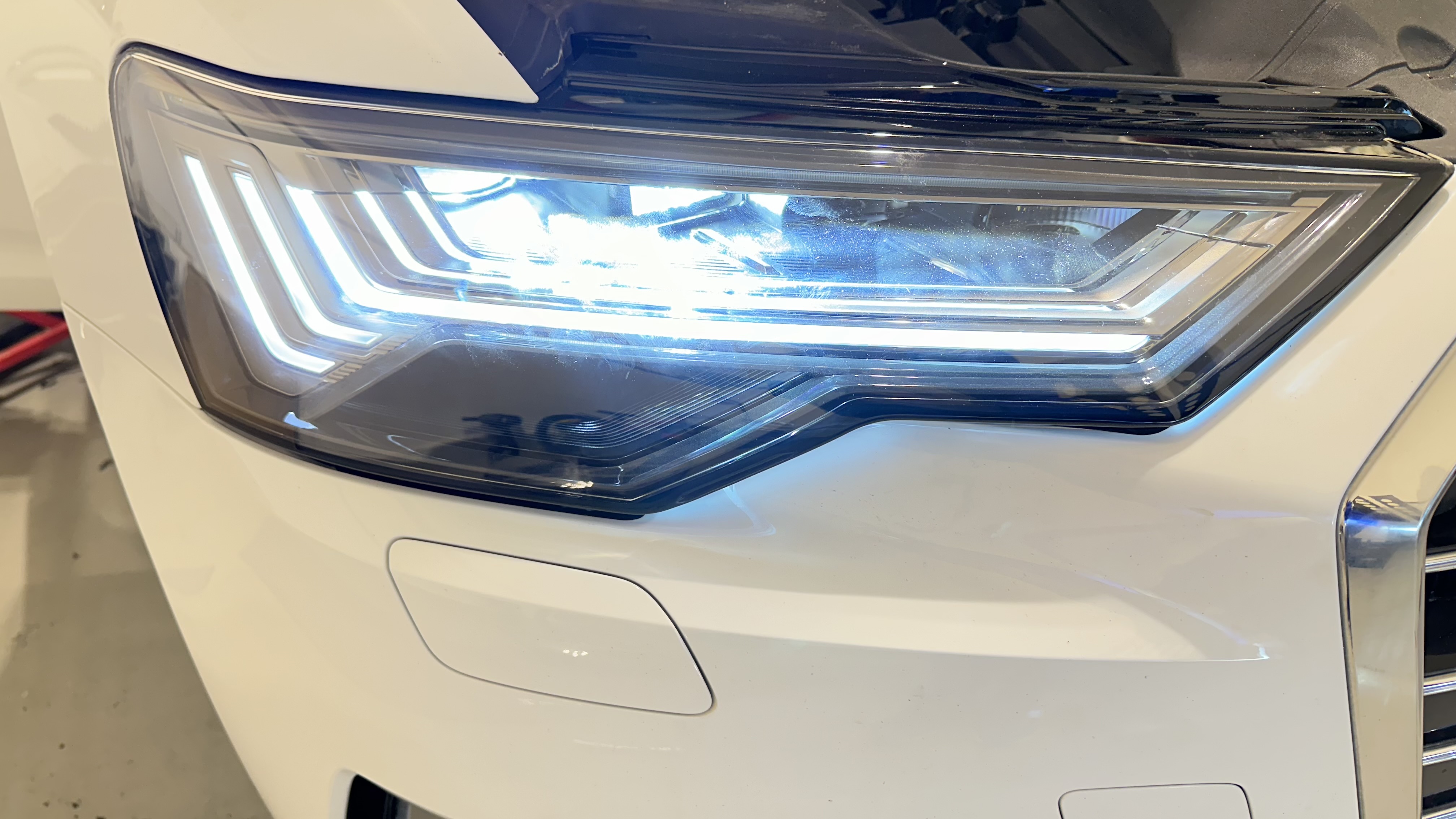 Activare 15 - Audi A6 C8 2019 Instalare Faruri Full Led Matrix HD Stopuri Triple Led Keyless Entry Camera Spate OEM Montare 15 - Audi A6 C8 2019 Instalare Faruri Full Led Matrix HD Stopuri Triple Led Keyless Entry Camera Spate OEM