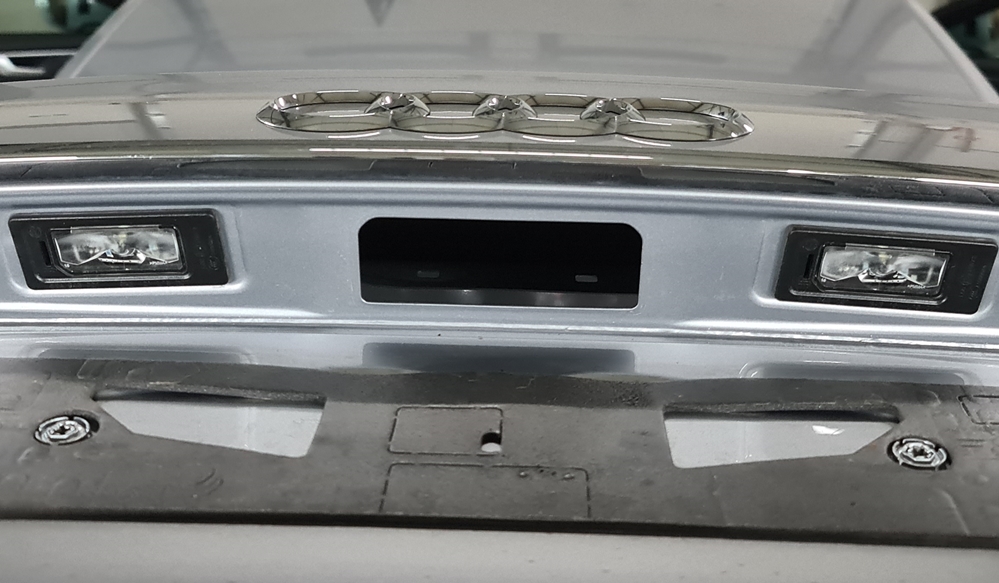 Montare 3 - Instalare Camera Marsarier Audi A6 C8 2021 Originala Highline