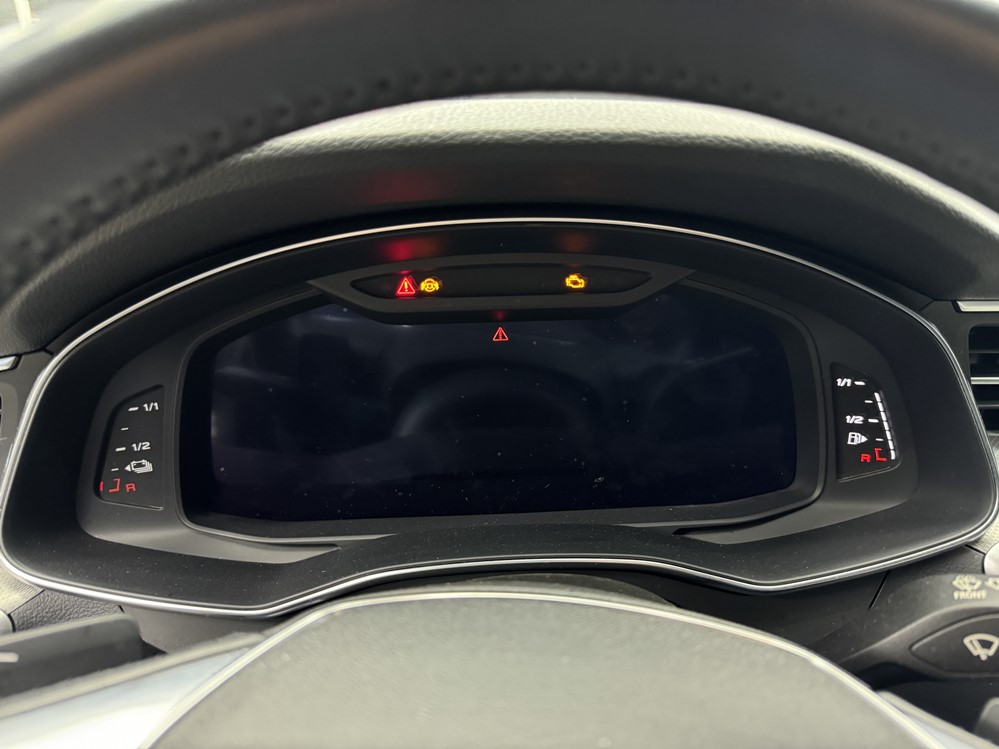 Activare 2 - Audi A6 C8 2021 Remediere Reparatie Ceasuri Digitale Virtual Cockpit Ecran Negru Triunghi Bucuresti Panou De Bord Defectiune Montare 2 - Audi A6 C8 2021 Remediere Reparatie Ceasuri Digitale Virtual Cockpit Ecran Negru Triunghi Bucuresti Panou De Bord Defectiune